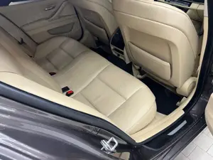 BMW Seria 5 , F10 ( 520d )  - imagine 8