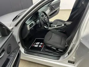 Ultima Promoție de Black Friday!!!BMW Seria 3 ( 318d ) - imagine 7