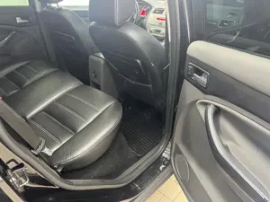 Ford Kuga , 2.0 D ( 4x4 , Piele , Panoramic ) - imagine 8