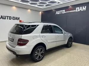 Mercedes - Benz ML ( 320 CDI ) - imagine 5 Mercedes - Benz ML ( 320 CDI ) - imagine 5