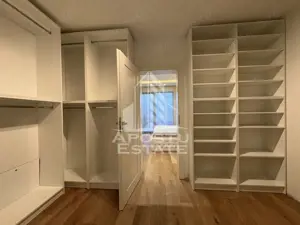 Vila de lux cu piscina incalzita de vanzare in Mosnita Noua | 4 camere - imagine 9