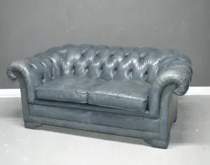 Canapea Chesterfield