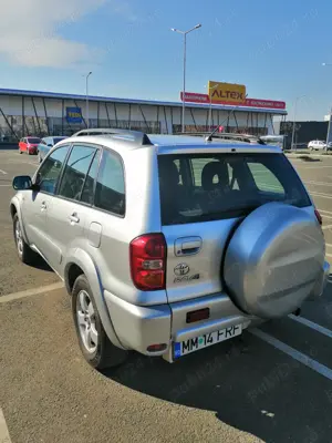 Toyota Rav 4 2006 ultima generație cu motor de 2 l - imagine 5