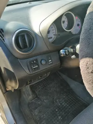 Toyota Rav 4 2006 ultima generație cu motor de 2 l - imagine 4