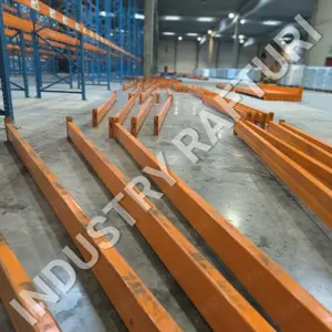 Rafturi depozit second-hand   rezistente și accesibile! - imagine 4