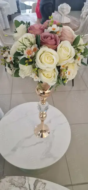 Aranjamente nunta și petreceri