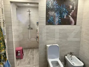 "Casă în zona 7 Noiembrie – Ideală pentru locuință sau business" - imagine 9