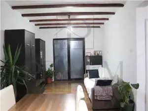 Casa 5 camere - curte mare - imagine 9 Casa 5 camere - curte mare - imagine 9