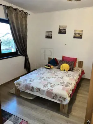 GIROC - 3 Camere - Etaj 1 - Pod cu intrare din apartament - imagine 6