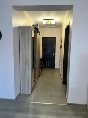 GIROC - 3 Camere - Etaj 1 - Pod cu intrare din apartament - imagine 7