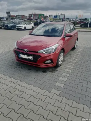 Vând auto hyundai i20, an fabricatie 2018. - imagine 8