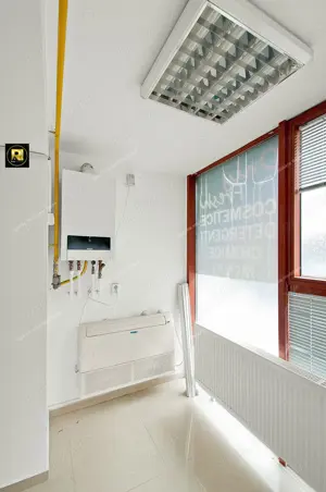 Vanzare spatiu comercial in Galati, pe str Tecuci, sup 170 mp utili, 3 sali, in bloc nou - imagine 4