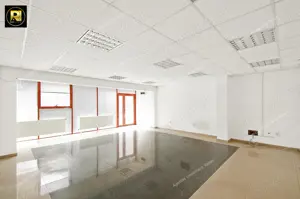 Vanzare spatiu comercial in Galati, pe str Tecuci, sup 170 mp utili, 3 sali, in bloc nou - imagine 7