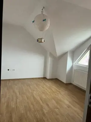 Apartament 2 camere, 67 mp,  zona Radauti - imagine 8