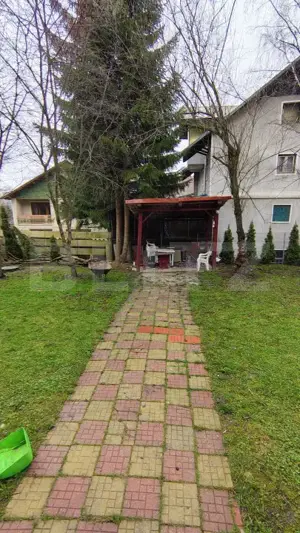 Casa Interbelică de Vânzare în Predeal - imagine 2