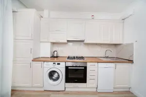 Garsoniera de inchiriat in zona Bartolomeu - imagine 2