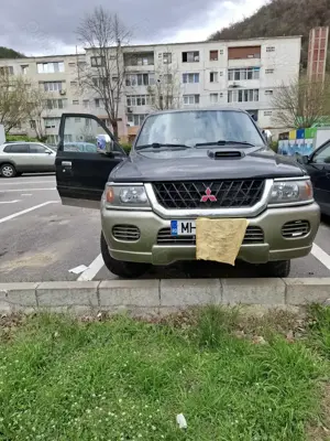 Mitsubishi Pajero  - imagine 7 Mitsubishi Pajero  - imagine 7