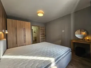 Apartament cu 3 camere de închiriat în Lujerului