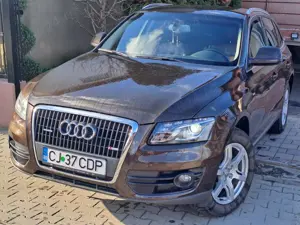 Vând Audi Q5 2.0 TDI Quattro 4x4 Mocca Brown, Euro 5