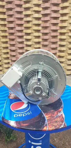 Vând motor hotă profesională nouă