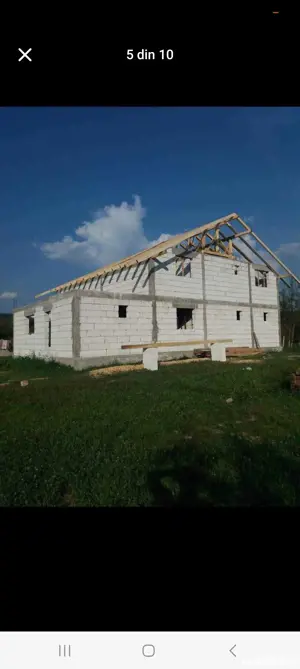 construiesc case la roșu - imagine 5