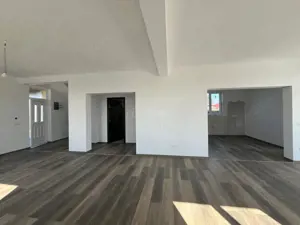 Olosag, Vila P+1E, 194 Mp., Compartimentare  Moderna - imagine 7