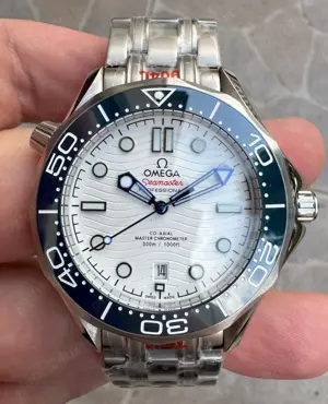 Omega Seamaster 300 m 2018 GDF Miyota 8215