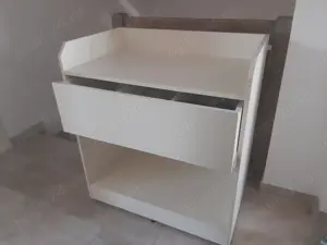 Vând masă  de înfăşat  copii - imagine 2