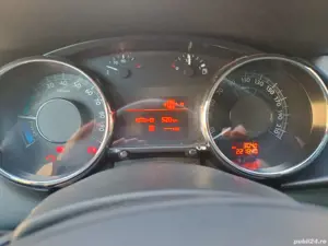 Peugeot 3008 Hibrid, 2.0 l - imagine 3