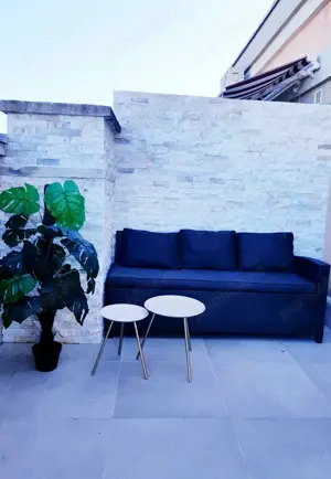Persoana fizica , camera in penthouse , lux , doar pentru o fata , PRET 200 EURO , iesire direct pe  - imagine 4