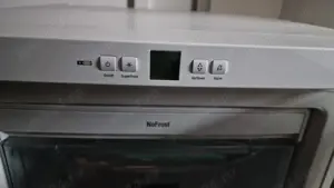 Vând congelator 6 sertare marca Liebherr