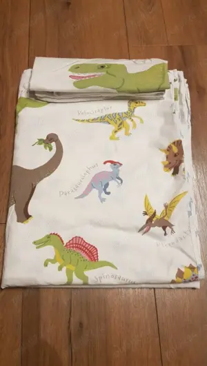 Asternut de pat, pilota+perna, 150x200-50 60 Stare: ca noua