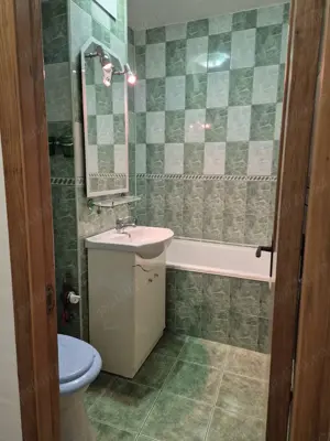 Inchiriez Garsoniera 38mp Piata Delfinului - imagine 10