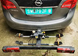 Suport 2 biciclete cu prindere pe carligul de remorcare cu semnalizare - imagine 2