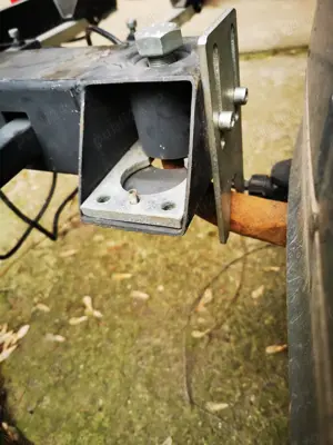 Suport 2 biciclete cu prindere pe carligul de remorcare cu semnalizare - imagine 6