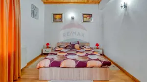 Vilă de vânzare în Predeal – vedere panoramică către pârtia de schi - imagine 10