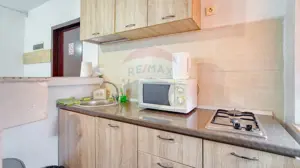 Vilă de vânzare în Predeal – vedere panoramică către pârtia de schi - imagine 6