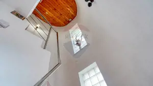 Vilă de vânzare în Predeal – vedere panoramică către pârtia de schi - imagine 13