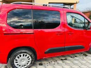 Vand Opel Combo 1.5, an 201o, 130Cv - imagine 4