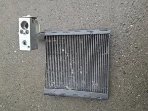 Radiator clima Logan 2018,plus alte piese. - imagine 4