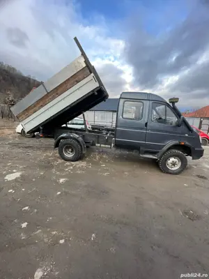 Vand sau schimb Gaz Valdai 4x4