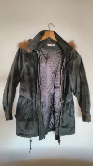 Vand haina din piele intoarsa cu gluga, pentru dame, masura 48. - imagine 2
