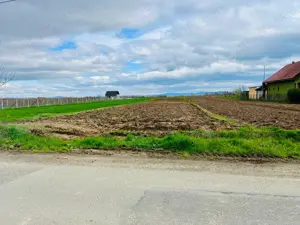 Loc de casă, vând sau schimb - imagine 3