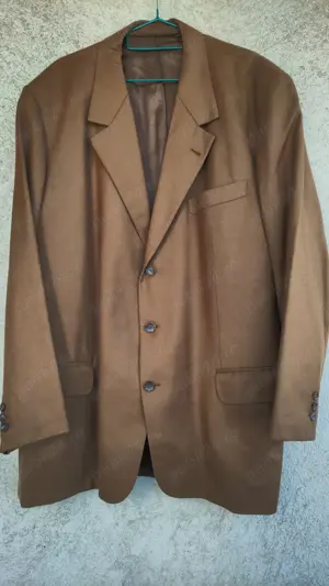 Vand trei sacouri barbatesti 