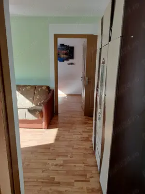 Apartament 3camere semidecomandat  - imagine 2