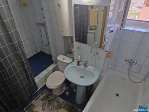 vînd AP. 3 Camere ET 3 - imagine 4