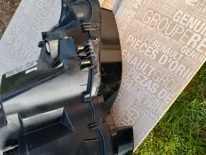 Vând faruri stinga dreapta Renault Megane 4 break 2019 - imagine 6 Vând faruri stinga dreapta Renault Megane 4 break 2019 - imagine 6