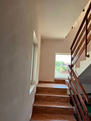 Vand casa cu etaj in Remetea Mare jud.Timis,240 mp locuibili si 1500 mp teren - imagine 7