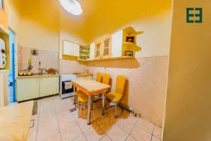 Apartament cu 3 camere și garaj - Zonă Ultracentrală - Arad - imagine 8