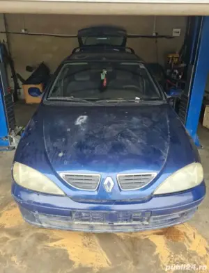 Dezmembrez Renault Megane 1.6 benzina / 1.9 diesel  - imagine 5